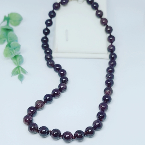 Beautiful Garnet beaded necklace 😍 - Picture 4 of 4